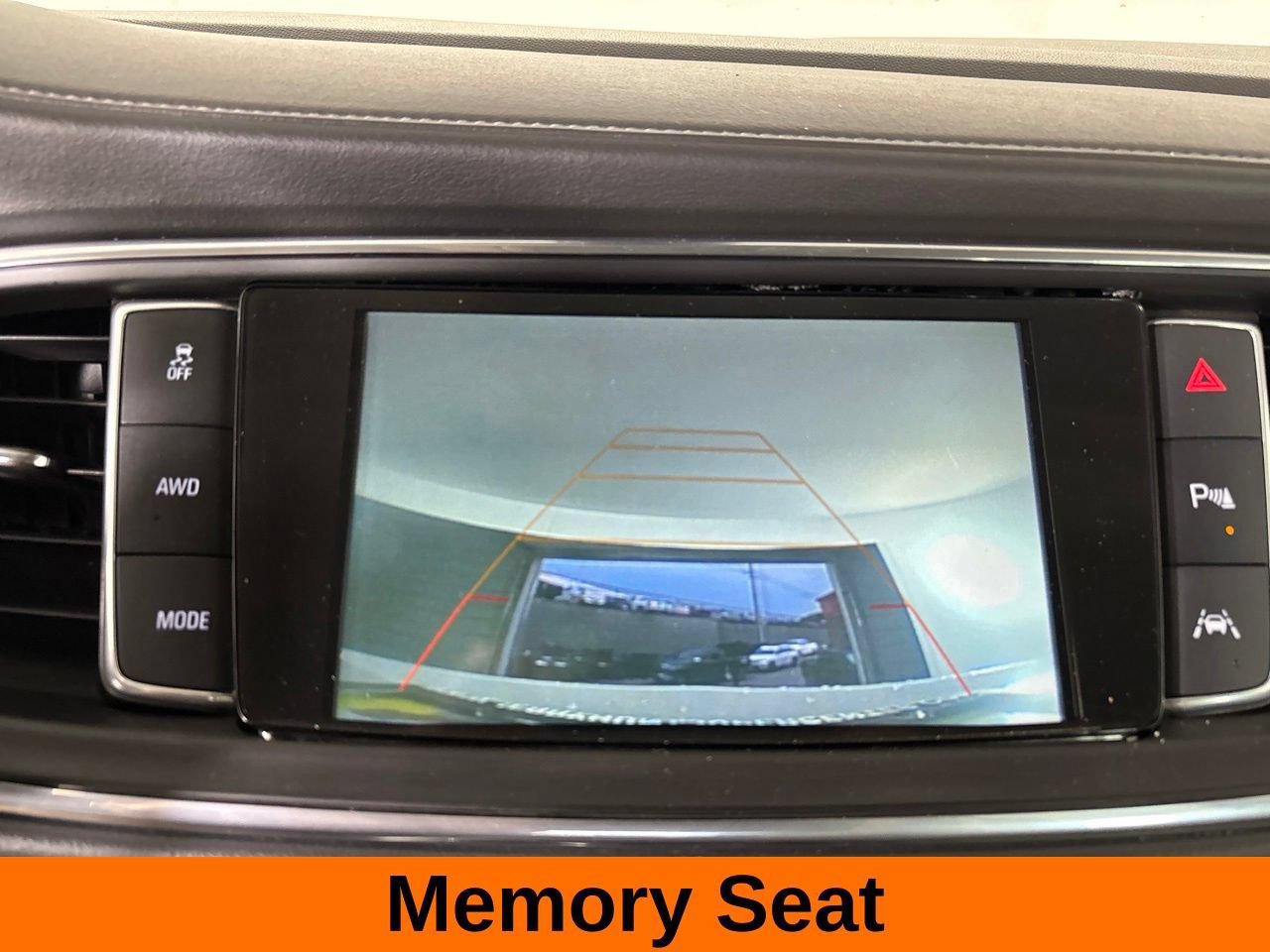 Used 2019 Buick Enclave Premium w/ Experience Buick Package AWD/4WD image 18