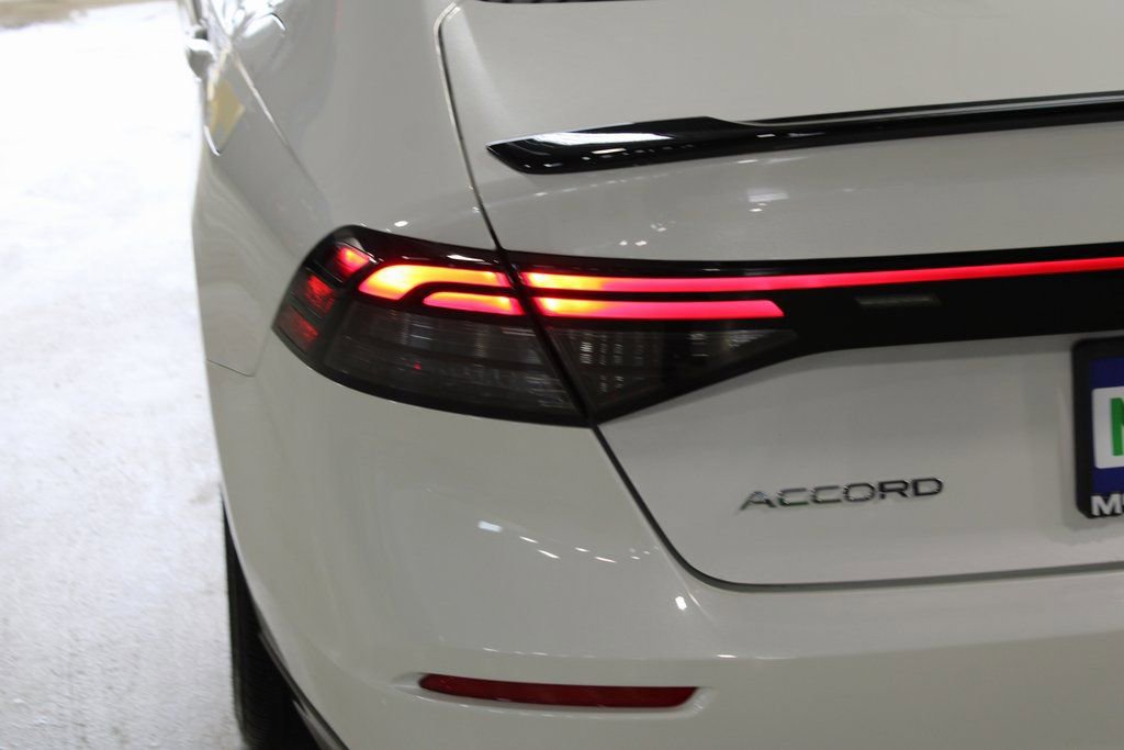 Used 2025 Honda Accord Sport image 40