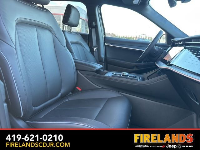 Used 2025 Jeep Wagoneer S Limited image 18