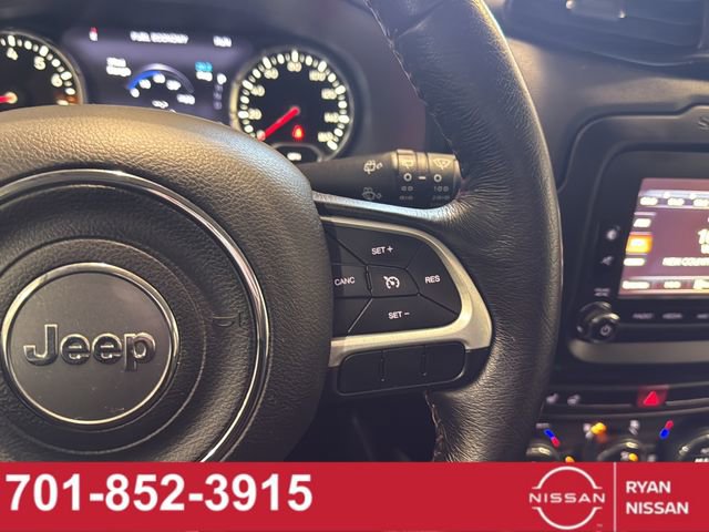 Used 2016 Jeep Renegade Trailhawk w/ Premium Trailhawk Package image 28