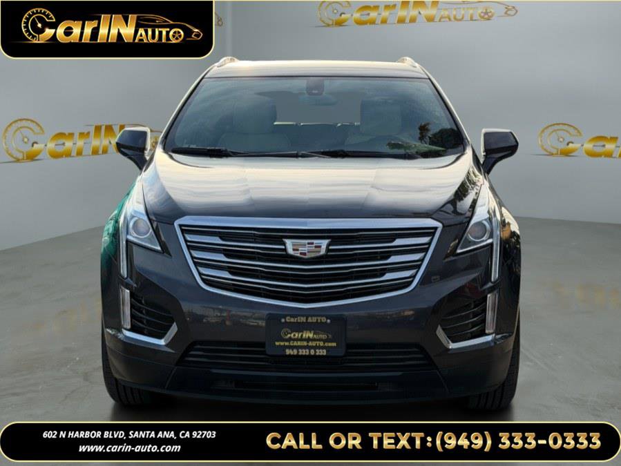 Used 2019 Cadillac XT5 FWD image 2