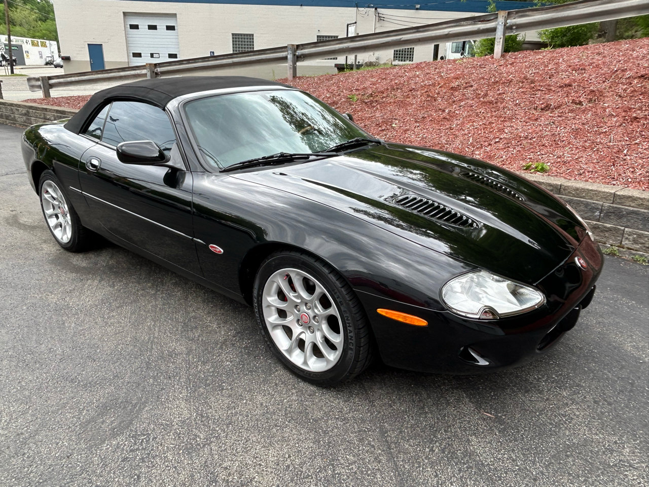 Used 2000 Jaguar XK8 Convertible image 10