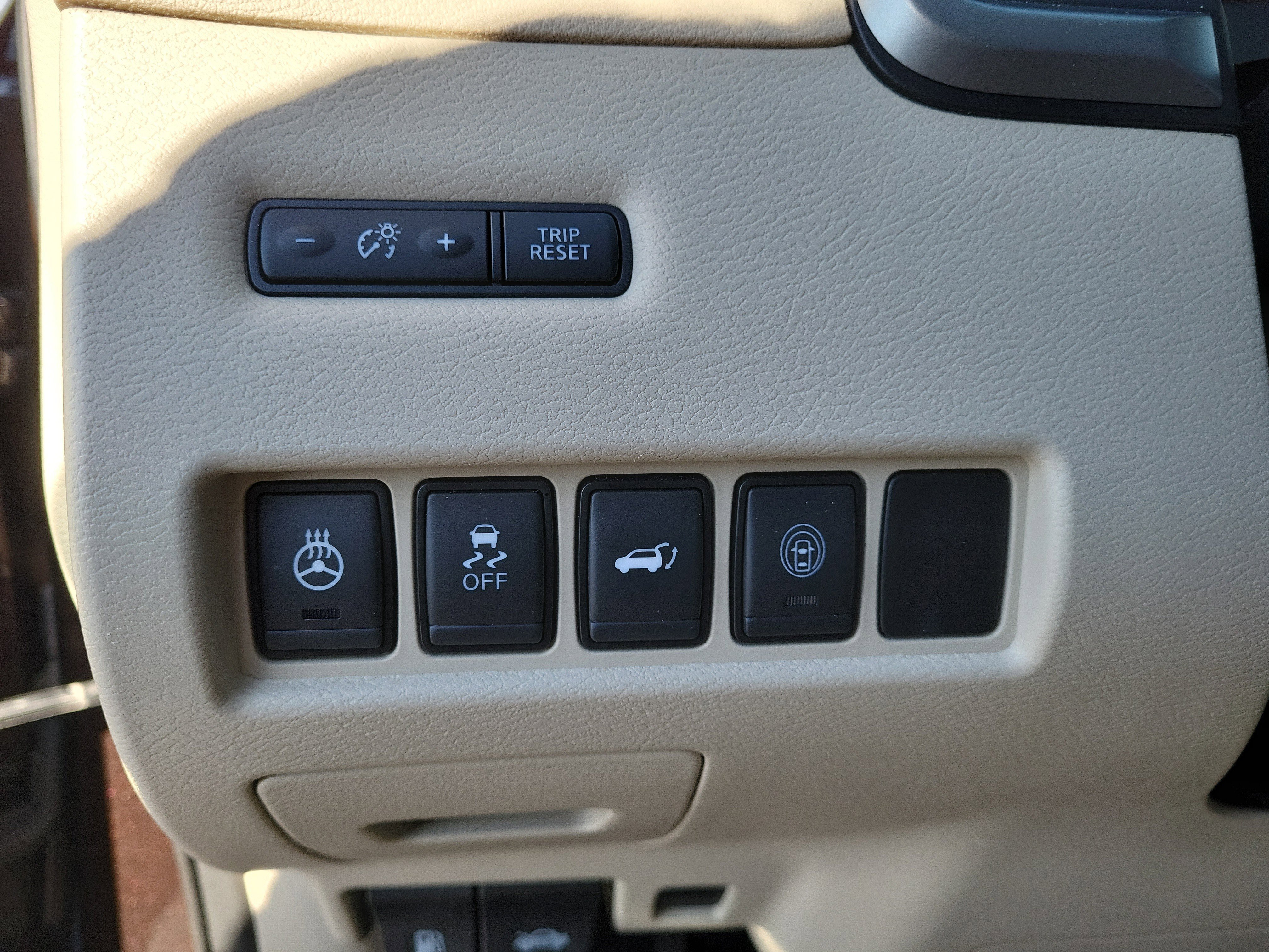 Used 2020 Nissan Murano SL w/ Moonroof Package image 23