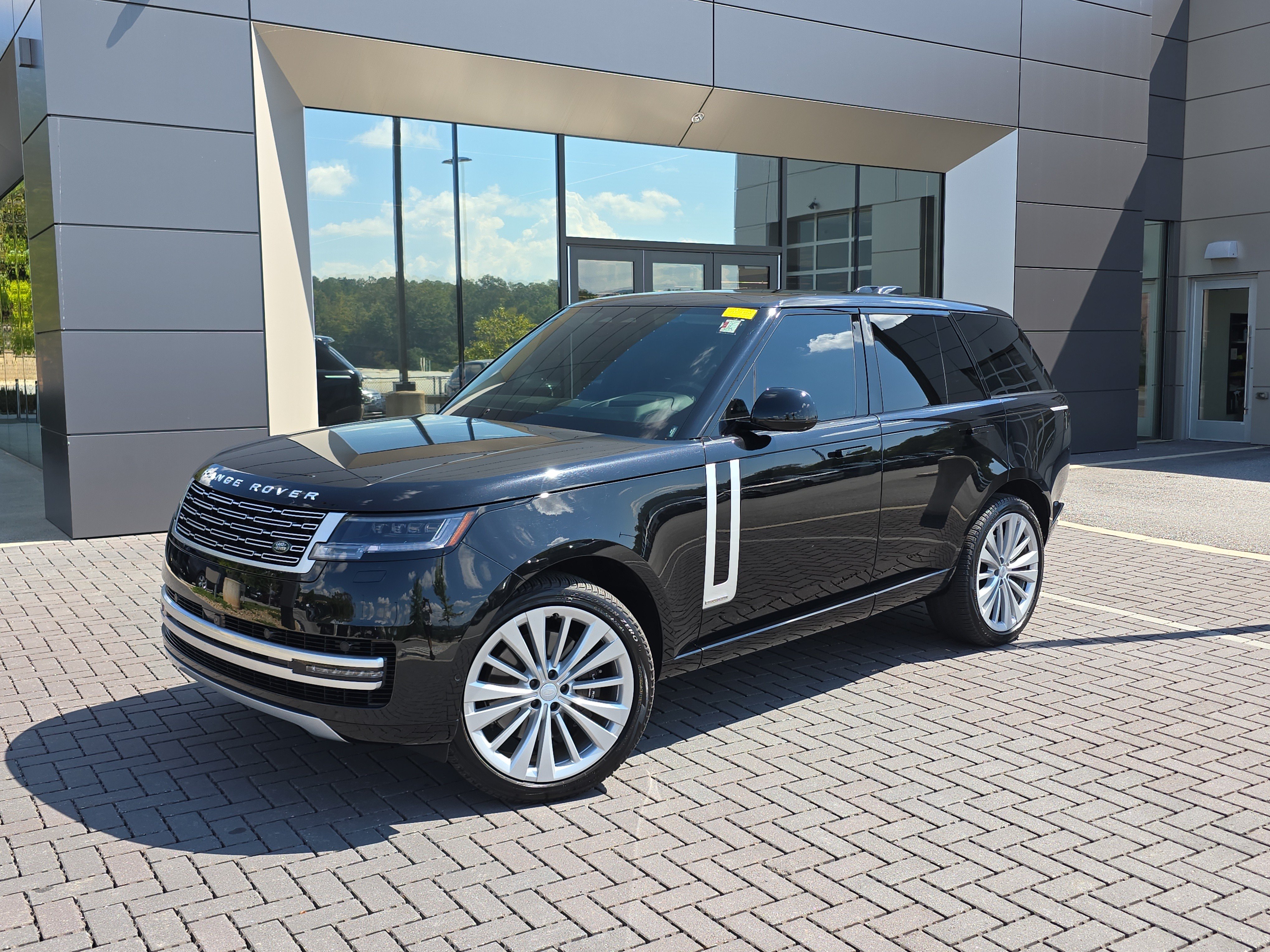 Used 2024 Land Rover Range Rover Autobiography