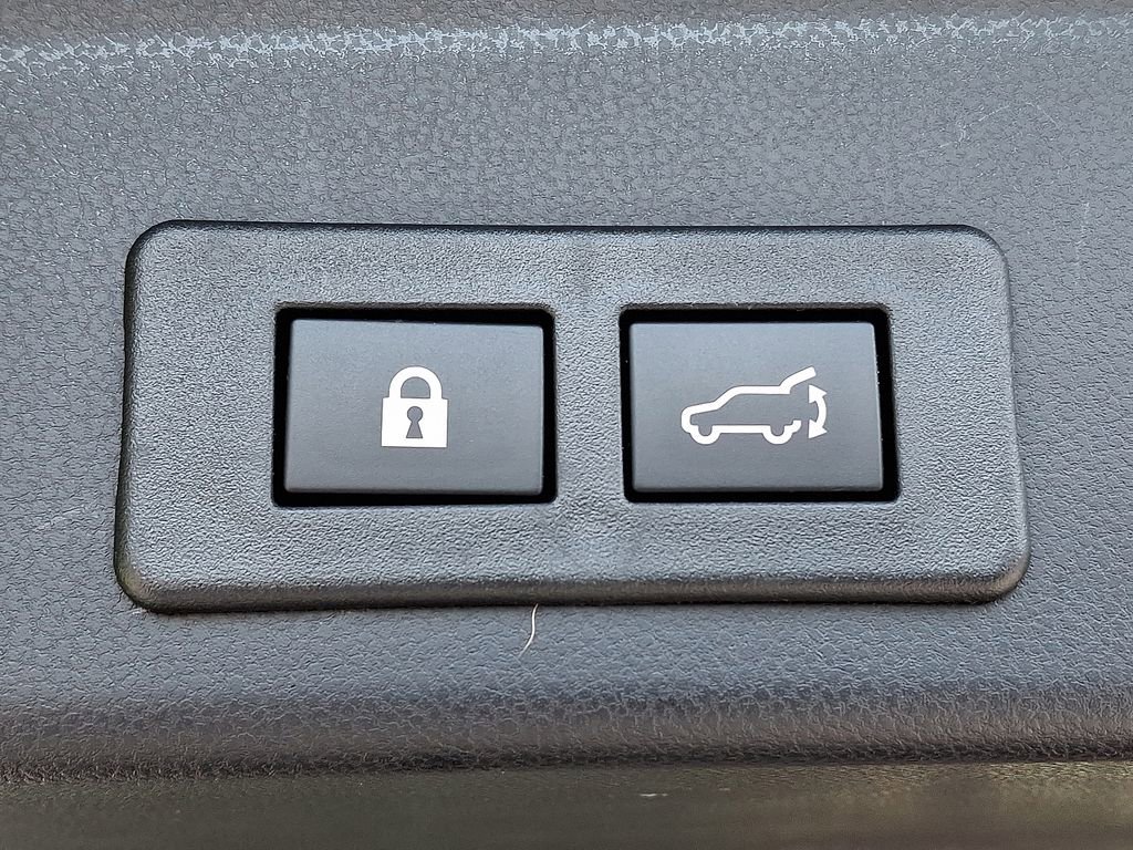 Certified 2024 Subaru Ascent Onyx Edition AWD/4WD image 30