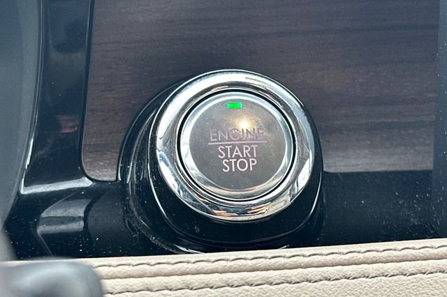 Used 2022 Lincoln Corsair Reserve w/ Equipment Group 201A image 20