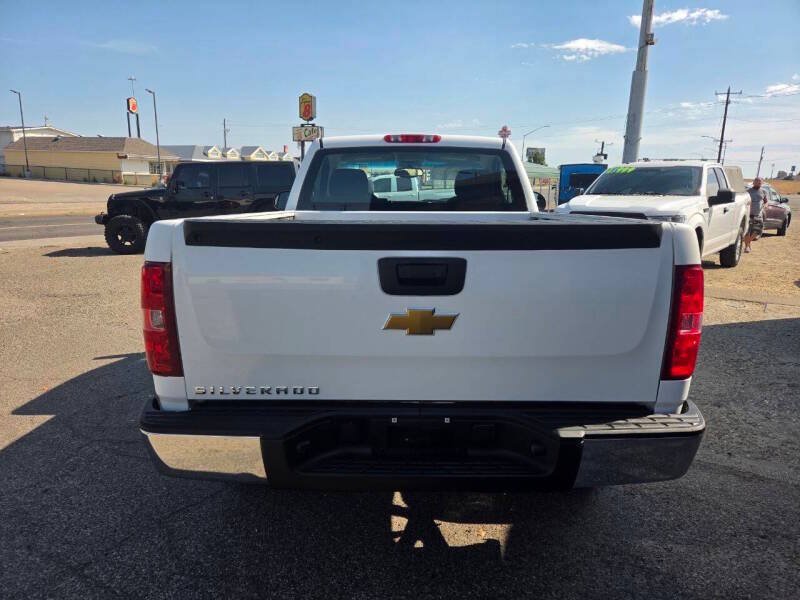 Used 2009 Chevrolet Silverado 1500 W/T RWD image 4