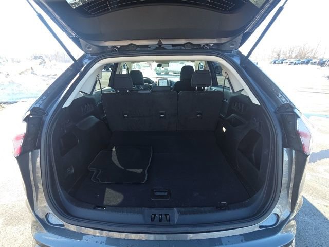 Certified 2022 Ford Edge SE w/ Black Appearance Package image 12