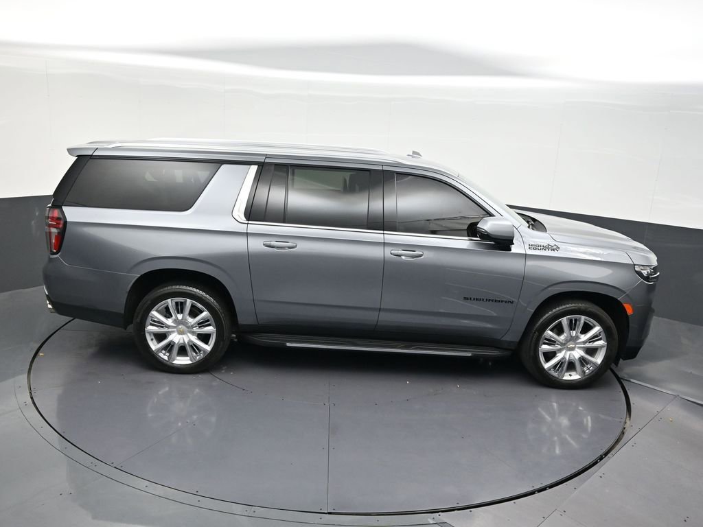 Used 2021 Chevrolet Suburban High Country AWD/4WD image 22