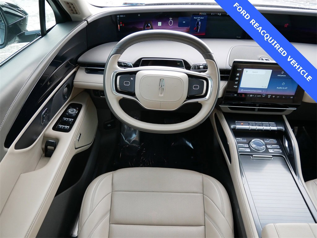 Used 2024 Lincoln Nautilus Premier w/ Equipment Group 102A image 11