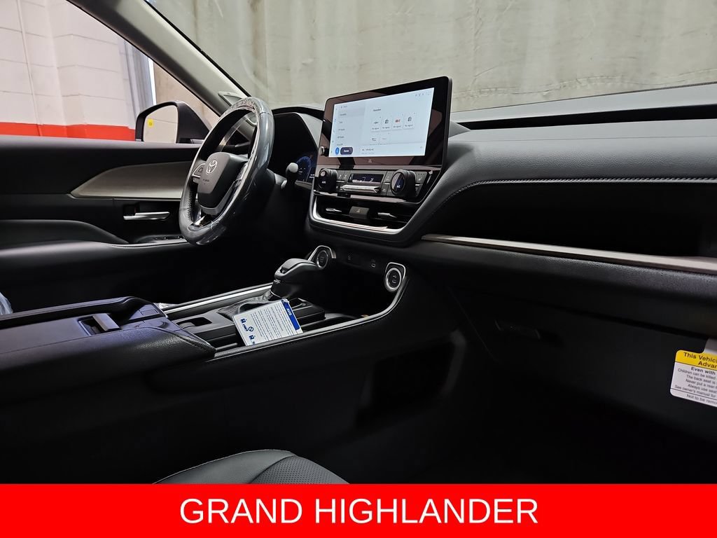New 2026 Toyota Grand Highlander AWD image 28