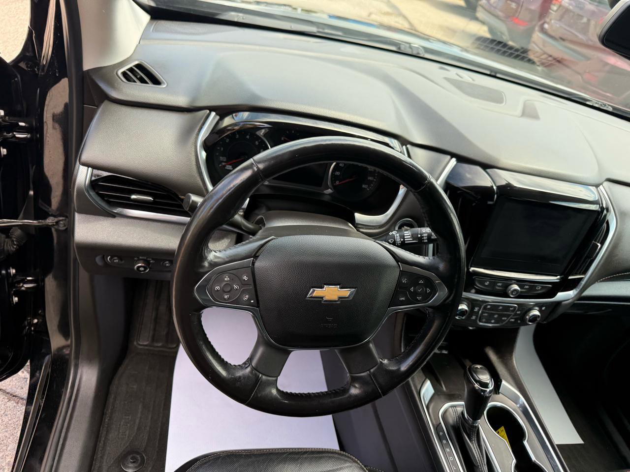 Used 2019 Chevrolet Traverse Premier w/ Redline Edition AWD/4WD image 23