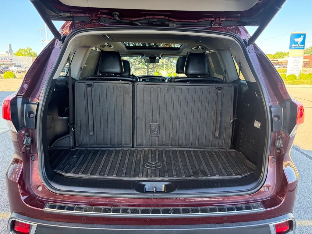 Used 2019 Toyota Highlander Limited Platinum AWD/4WD image 21