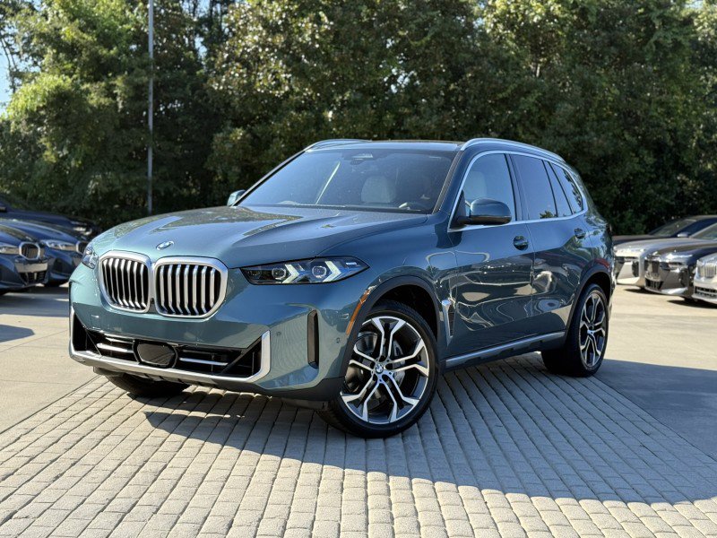 New 2026 BMW X5 sDrive40i w/ Climate Comfort Package