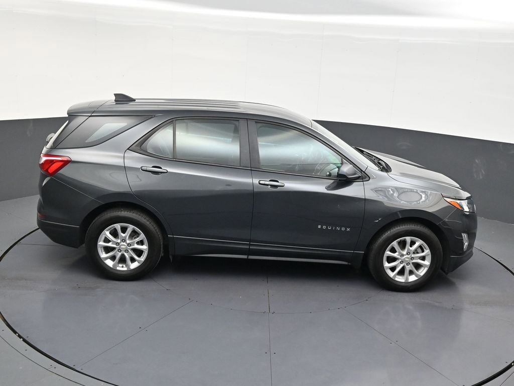 Used 2021 Chevrolet Equinox LS image 18