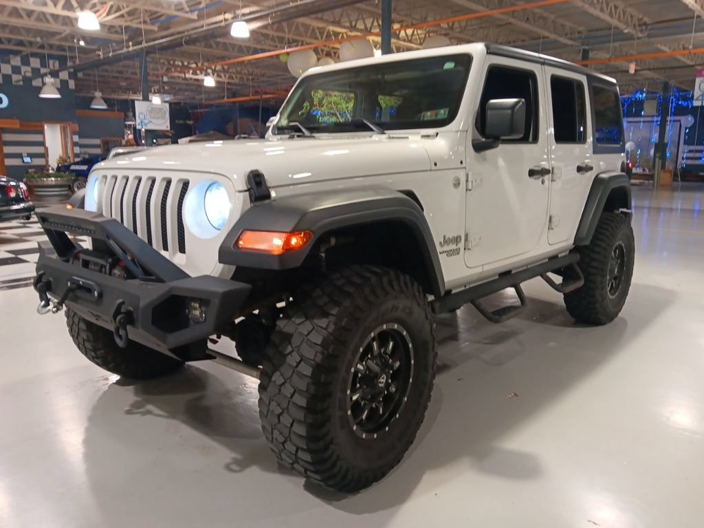 Used 2019 Jeep Wrangler Unlimited Sport S AWD/4WD image 3