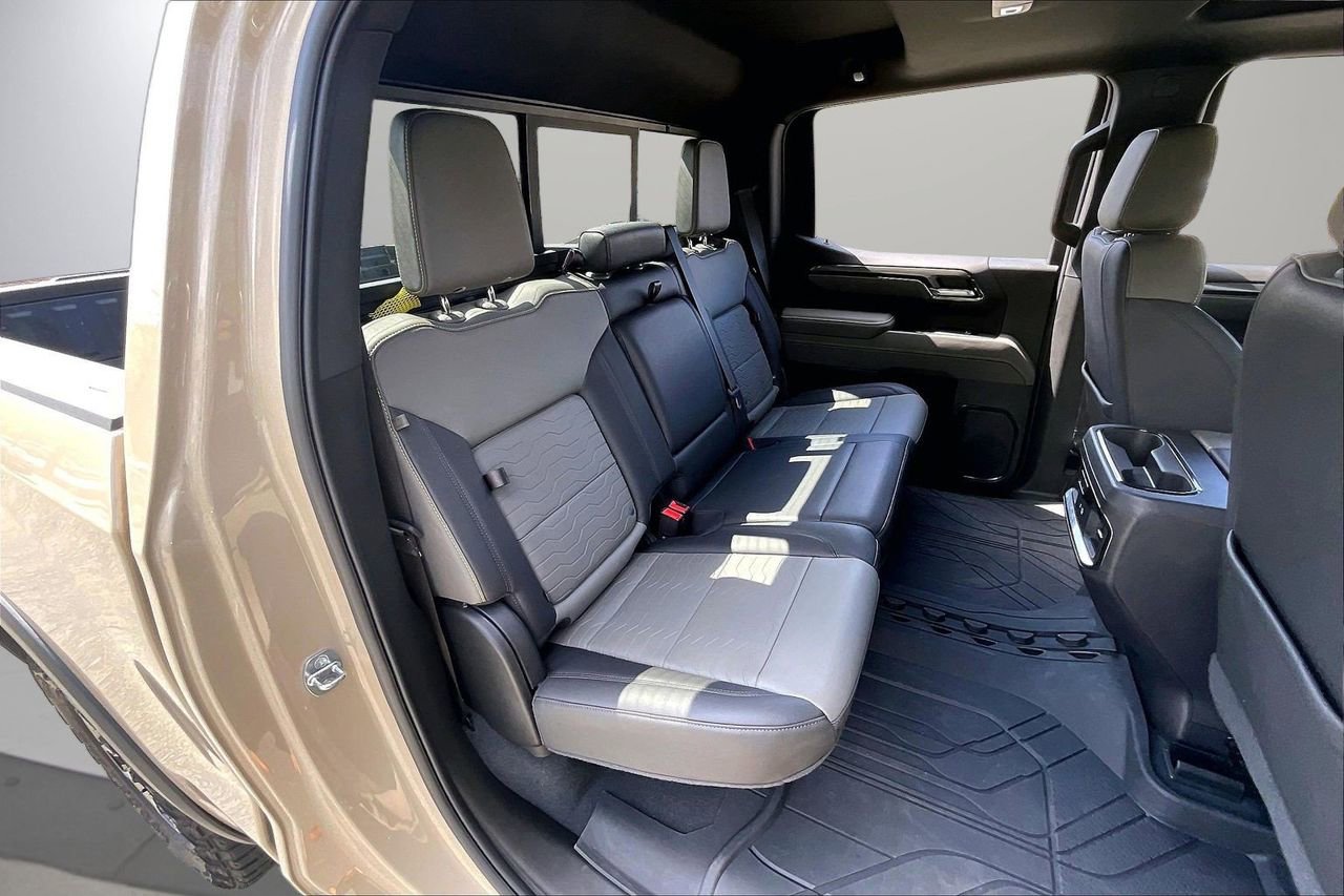 Used 2022 Chevrolet Silverado 1500 ZR2 w/ Technology Package image 26