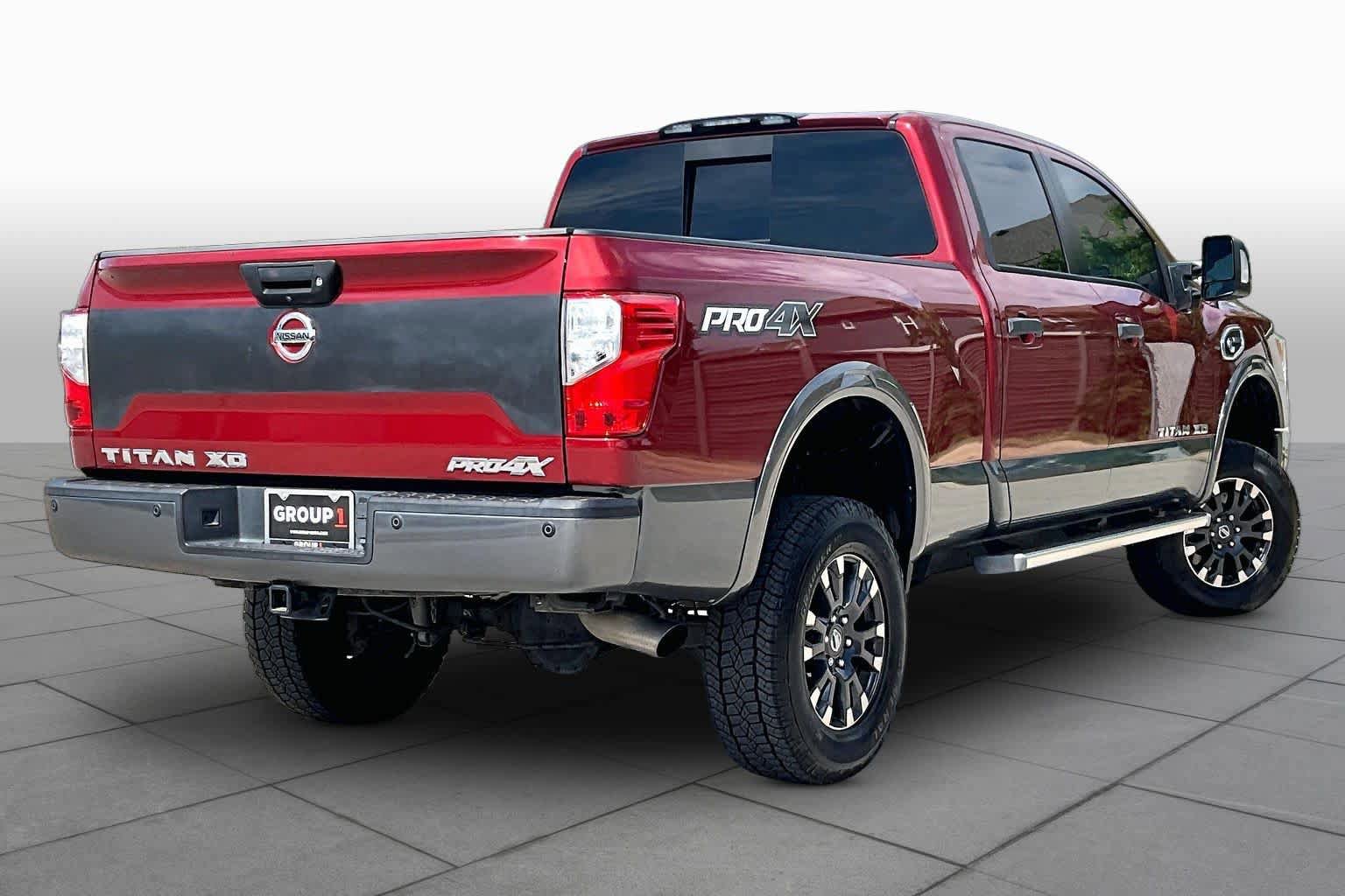 Used 2016 Nissan Titan PRO-4X AWD/4WD image 13