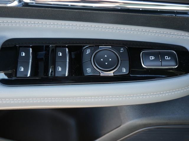 Used 2022 Lincoln Corsair AWD w/ Premium Package image 18