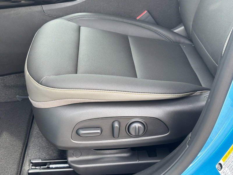 New 2026 Chevrolet Trax ACTIV w/ Driver Confidence Package image 21