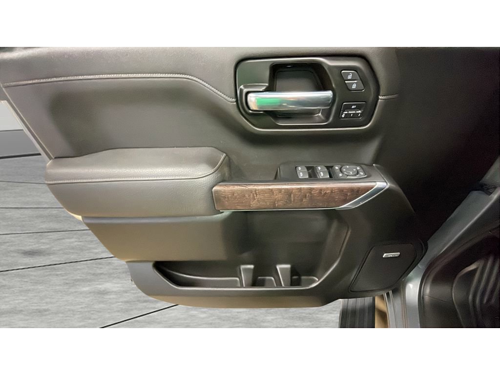 Used 2022 GMC Sierra 1500 Denali w/ Denali Reserve Package AWD/4WD image 8
