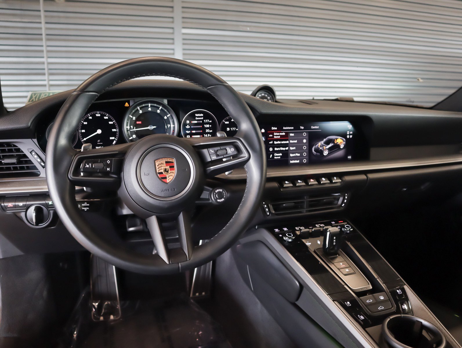 Used 2022 Porsche 911 Carrera RWD image 12