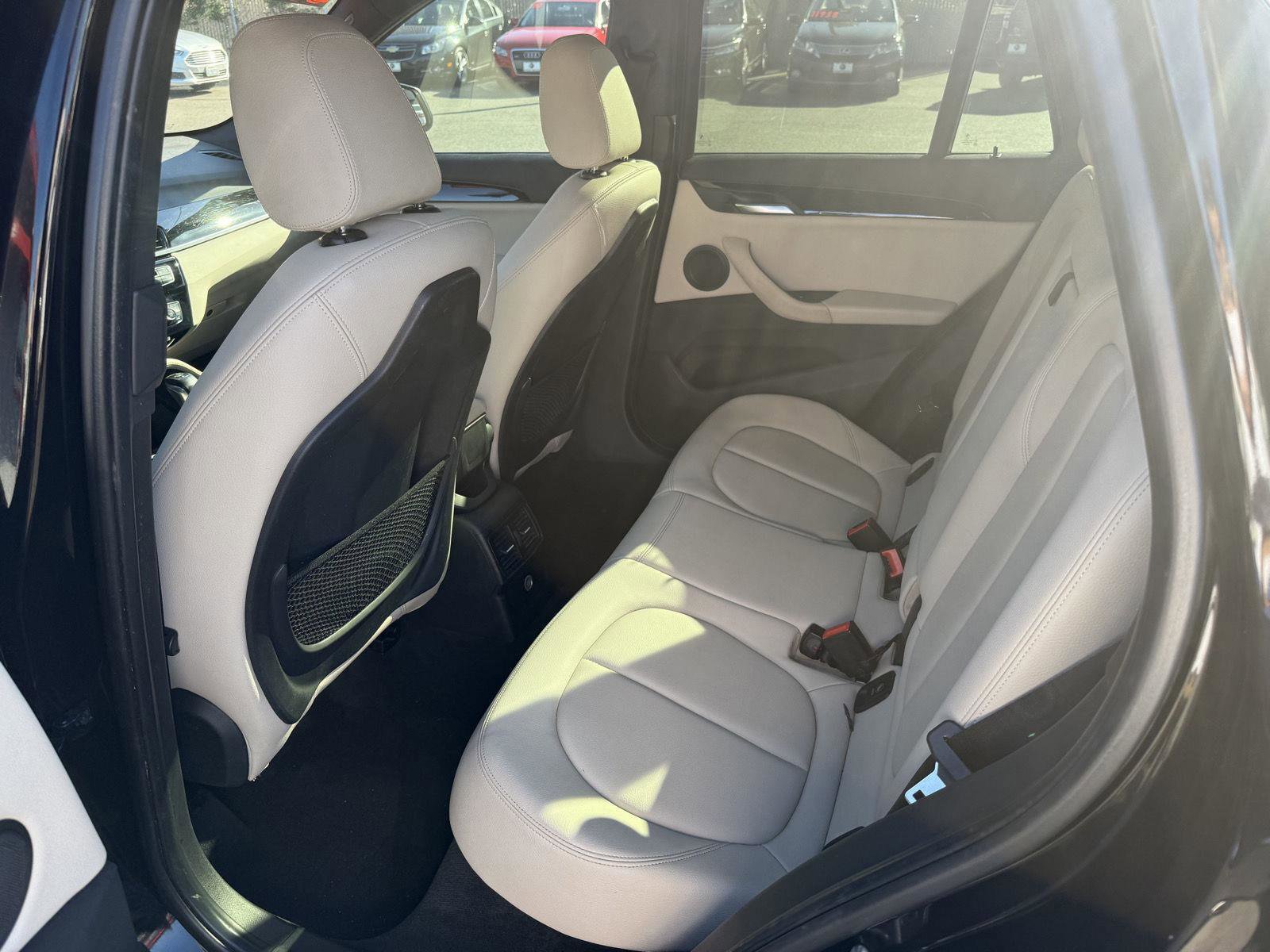 Used 2018 BMW X1 sDrive28i w/ Convenience Package image 15