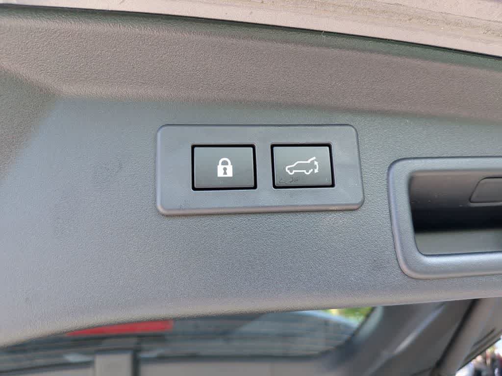 Used 2026 Subaru Outback Touring AWD/4WD image 22