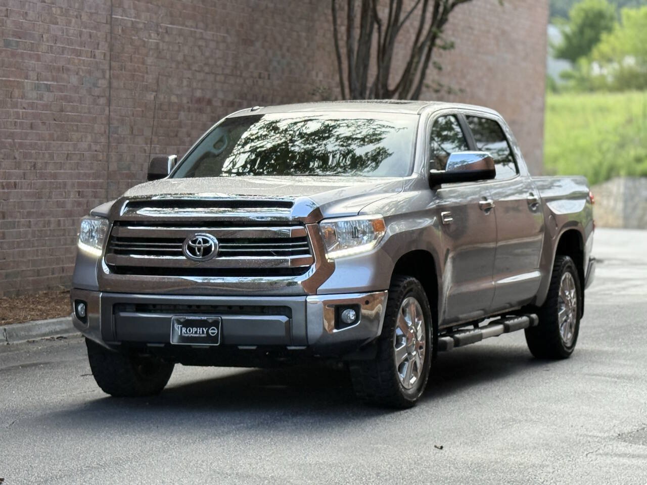 Used 2016 Toyota Tundra 1794 Edition AWD/4WD image 2