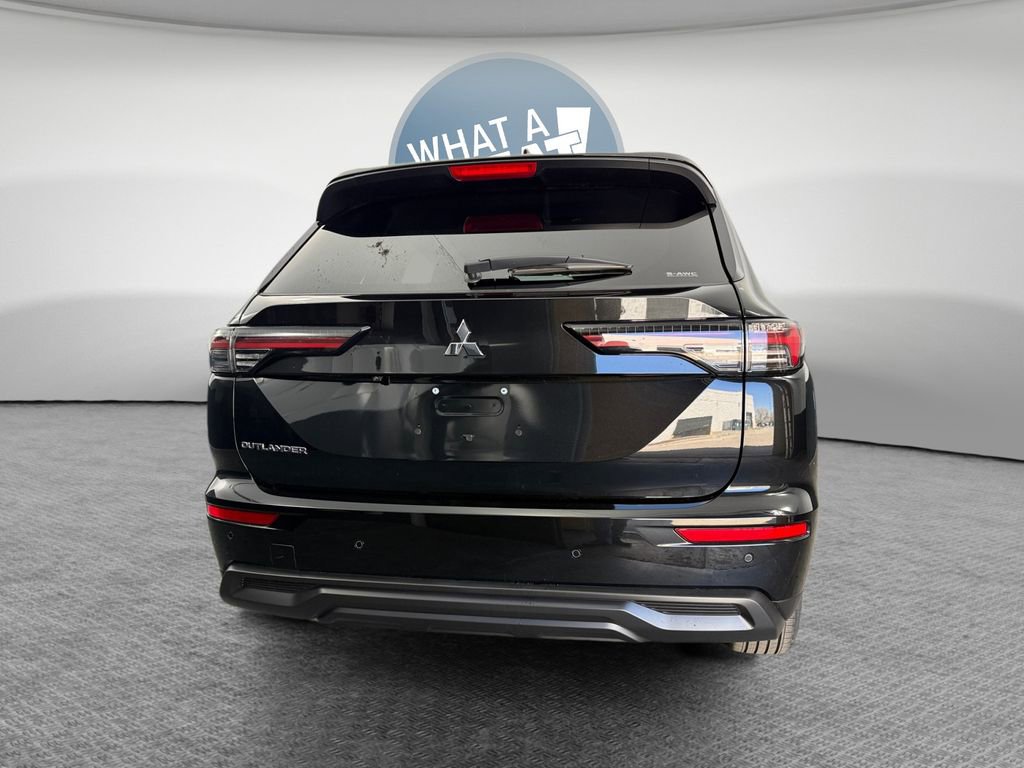 New 2026 Mitsubishi Outlander ES AWD/4WD image 5