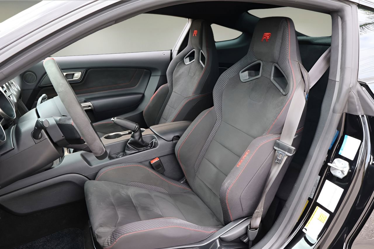 Used 2018 Ford Mustang Shelby GT350R w/ GT350R Equipment Group 920A image 11