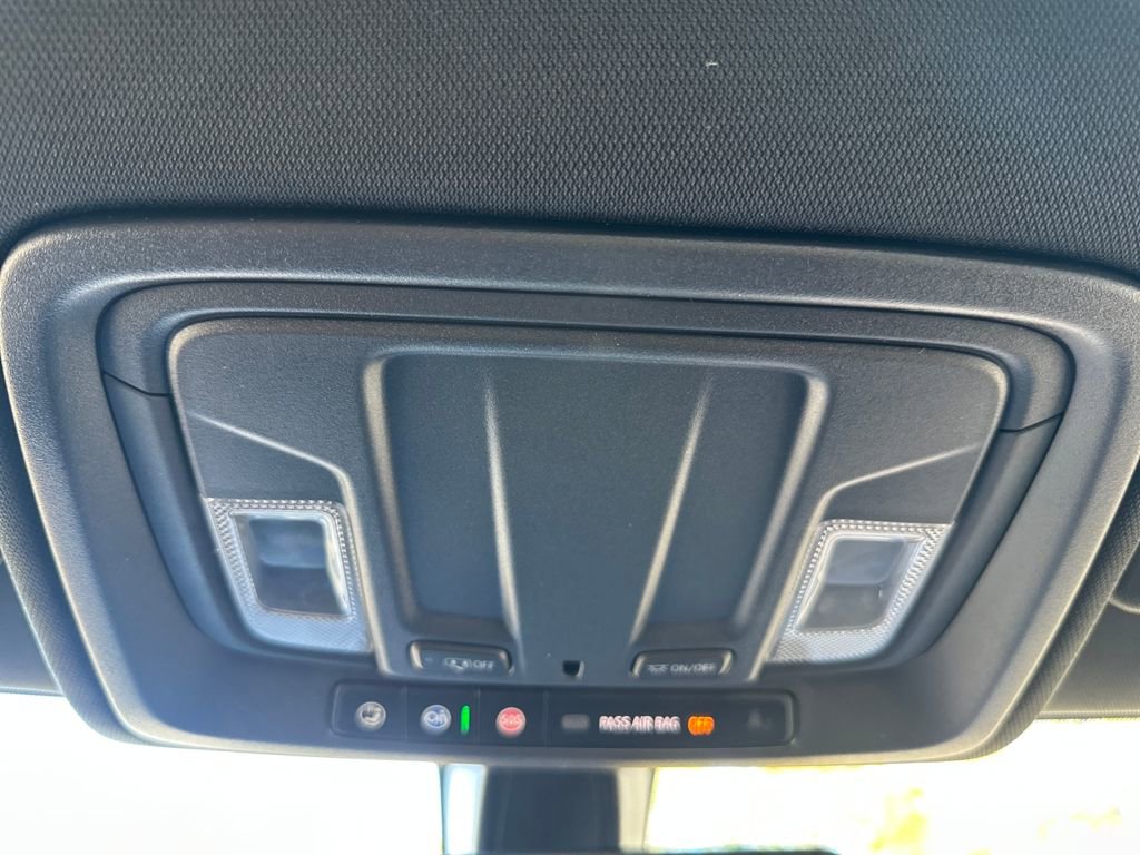 Used 2021 GMC Sierra 1500 AT4 image 23