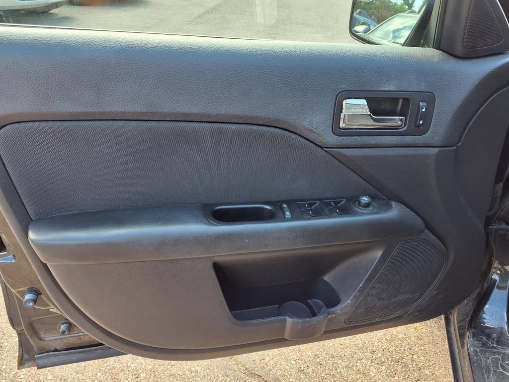 Used 2012 Ford Fusion SE FWD image 11