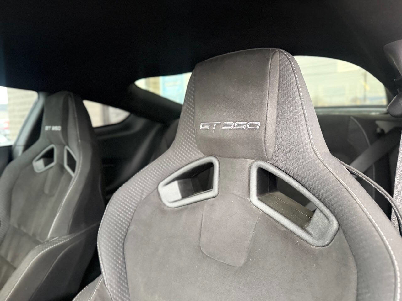 Used 2017 Ford Mustang Shelby GT350 w/ Electronics Package image 30