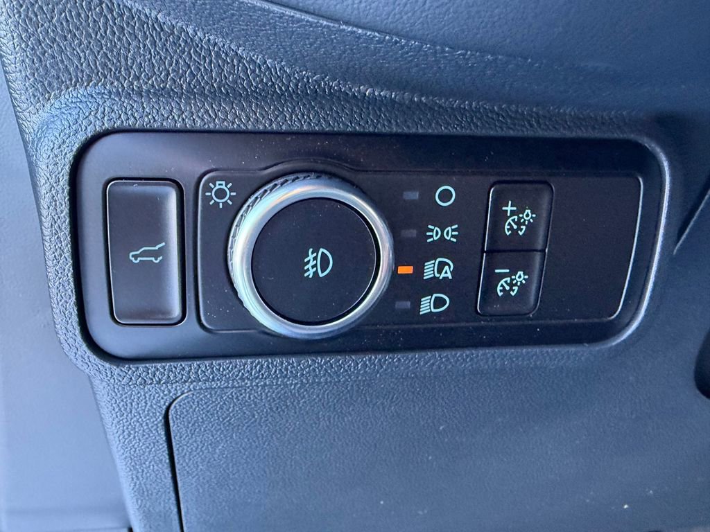 New 2026 Ford Explorer ST-Line w/ ST-Line Street Pack image 13