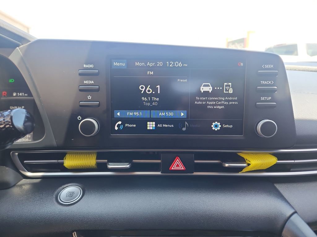 Used 2021 Hyundai Elantra SEL FWD image 19