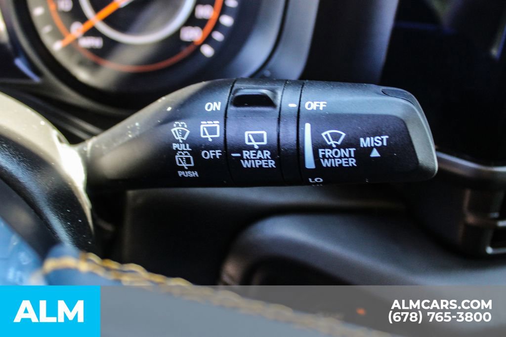 Used 2025 Jeep Wrangler Unlimited Sahara AWD/4WD image 29