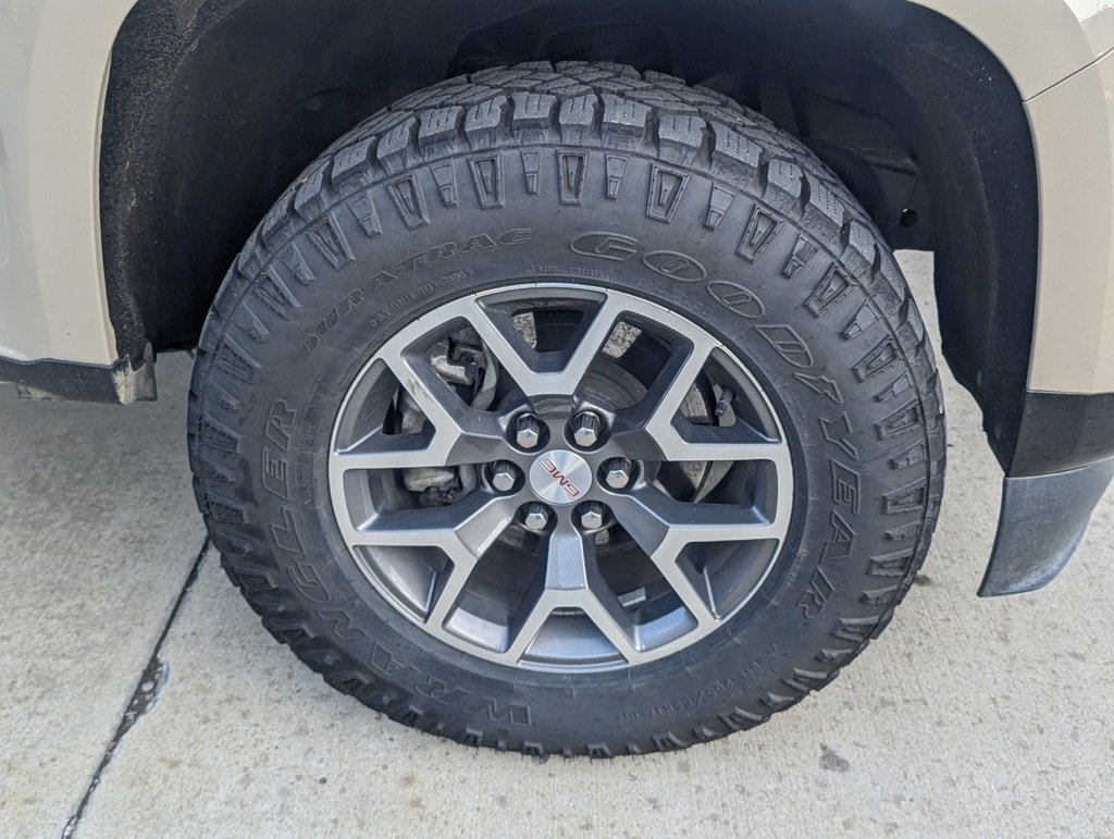 Used 2022 GMC Canyon AT4 w/ Trailering Package image 20