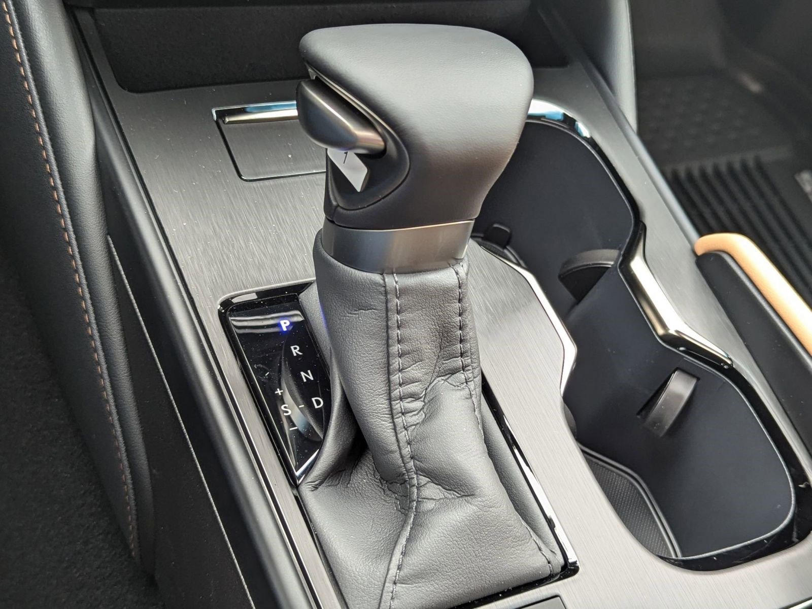 New 2025 Lexus ES 350 Ultra Luxury image 16