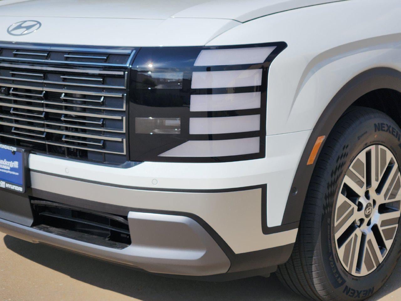 New 2027 Hyundai Palisade SEL Premium FWD image 6