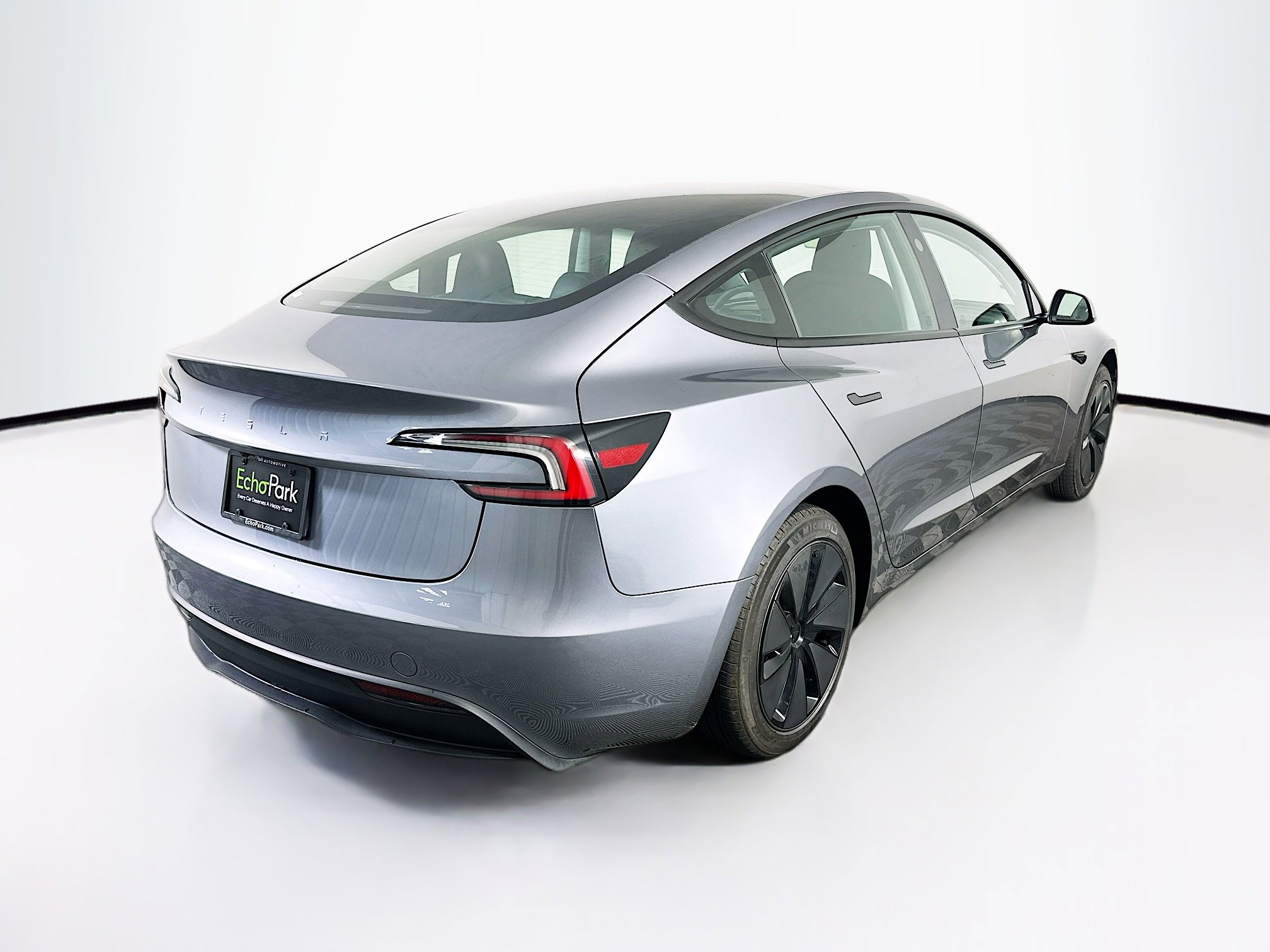 Used 2025 Tesla Model 3 Long Range image 9