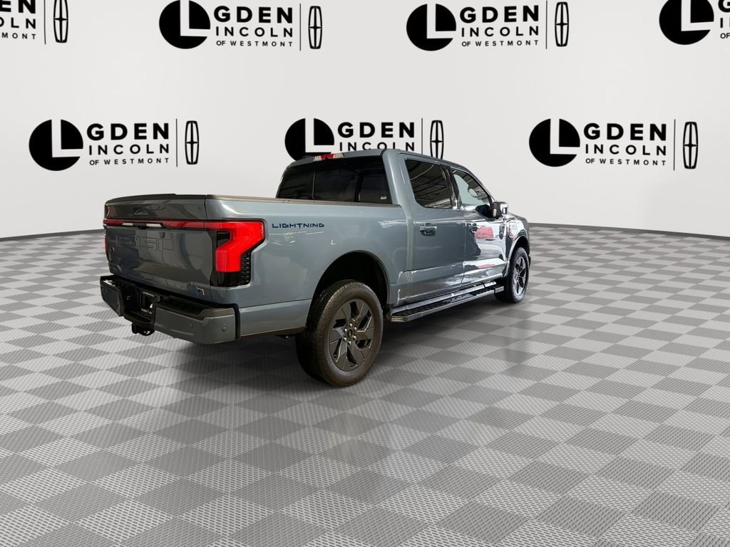 Used 2023 Ford F150 Lightning Lariat image 8