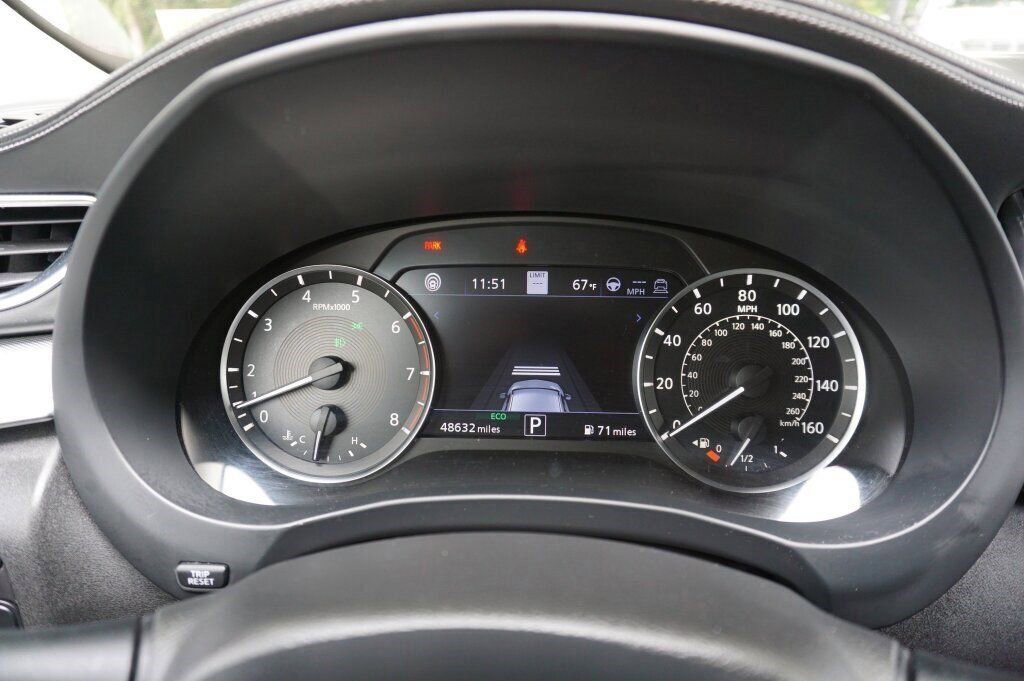 Used 2022 INFINITI QX50 Essential image 24