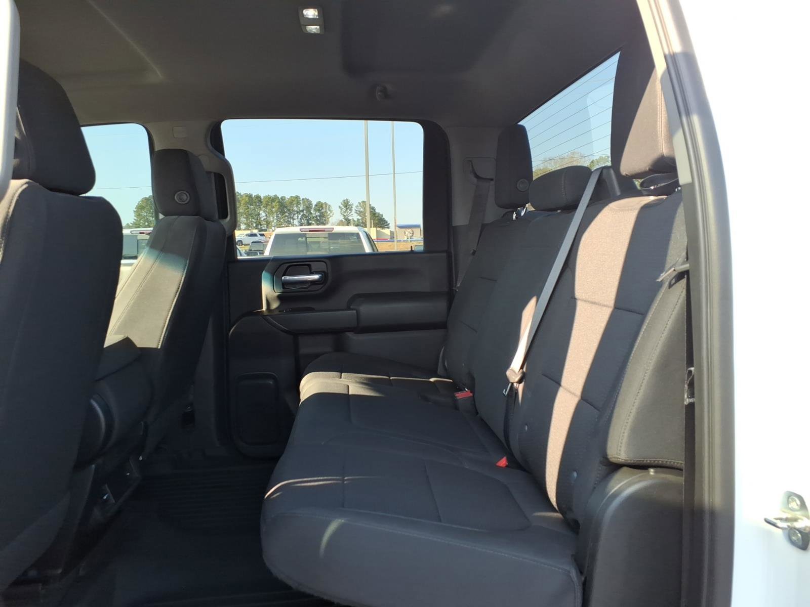 Used 2022 Chevrolet Silverado 2500 Custom w/ Custom Value Package AWD/4WD image 22