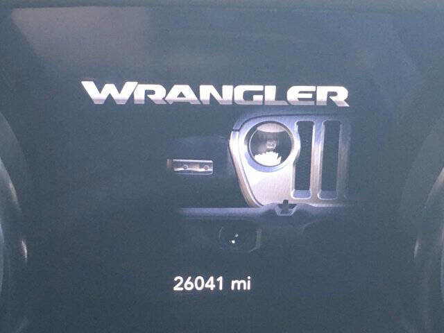 Used 2021 Jeep Wrangler Sport w/ LED Headlamp & Fog Lamp Group image 13