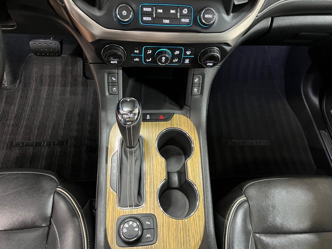 Used 2019 GMC Acadia Denali w/ Technology Package image 22