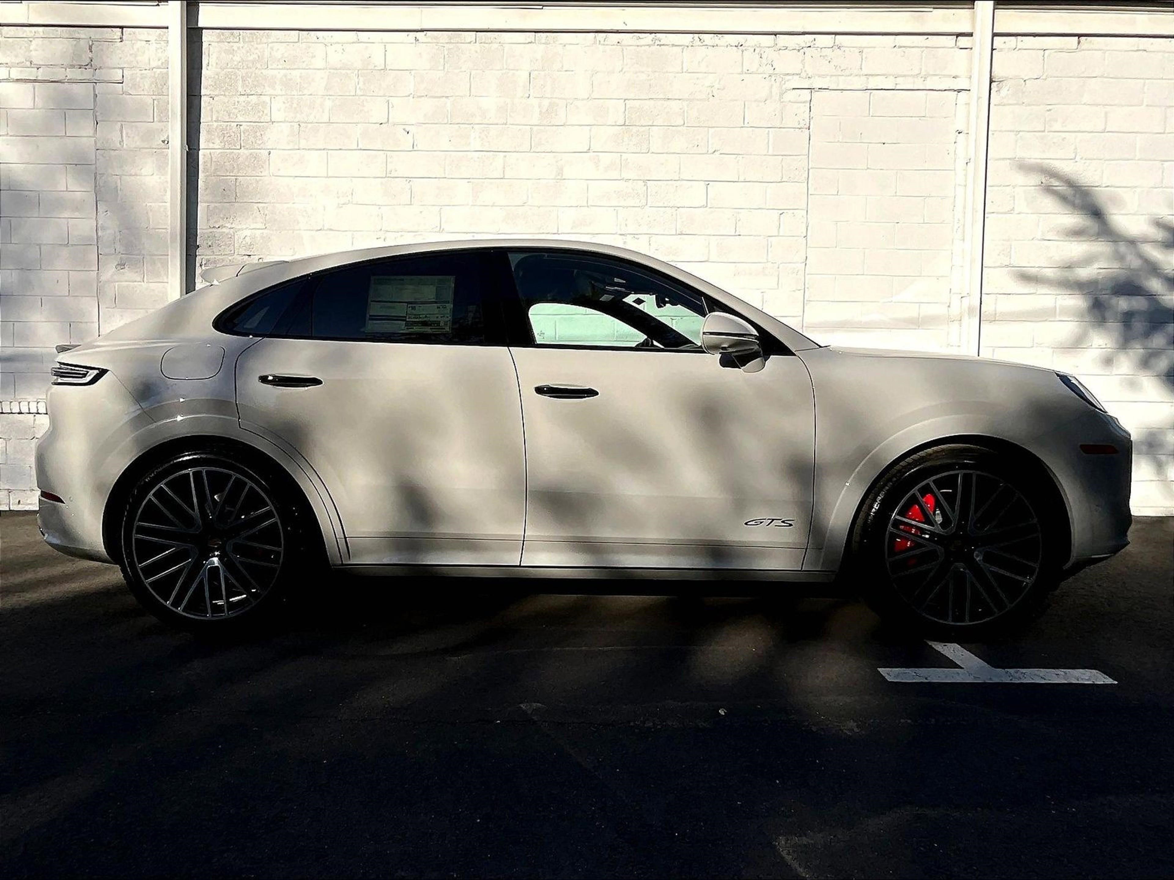 New 2026 Porsche Cayenne GTS image 6