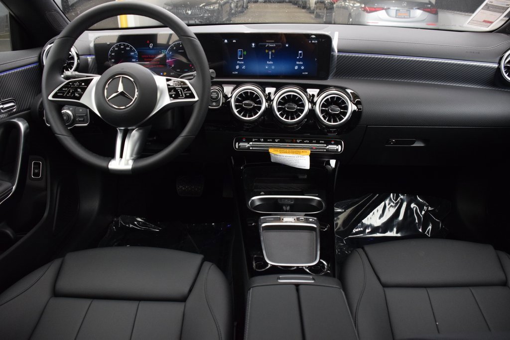 New 2025 Mercedes-Benz CLA 250 4MATIC image 14