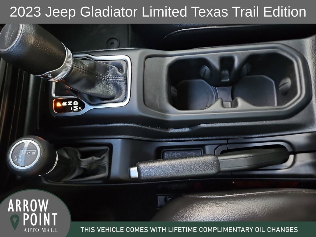 Used 2023 Jeep Gladiator Sport image 28