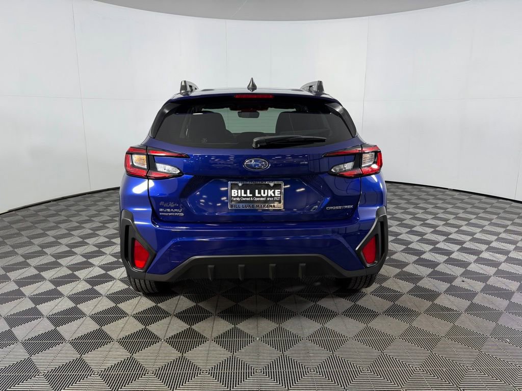 Used 2025 Subaru Crosstrek 2.0i Premium image 8